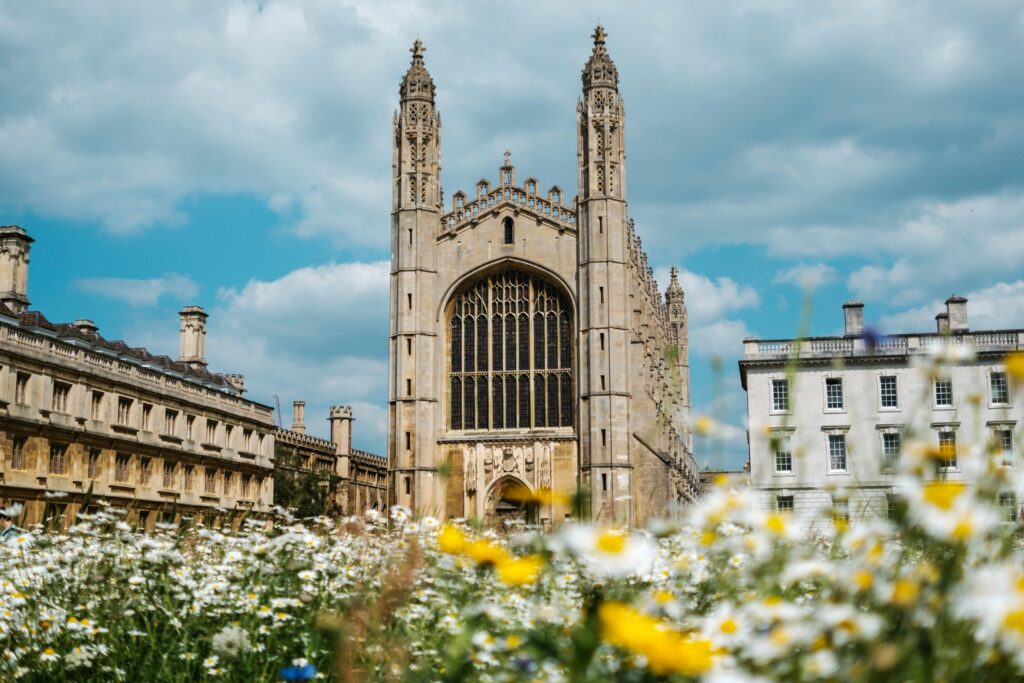 From A-Level to Oxbridge: How to Prepare for the Rigorous Oxbridge Admissions Process
